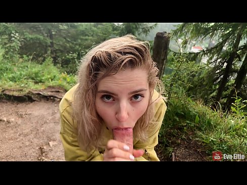❤️ Meisje slikt sperma na een publieke pijpbeurt - Eva Elfi ️❌ Anal porno at us ❌❤