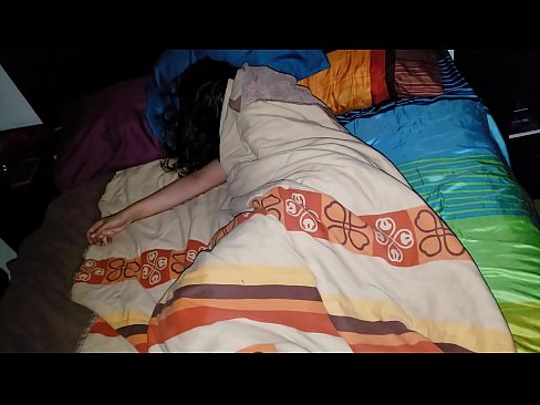 ❤️ Stiefzoon die zijn jonge stiefmoeder berispt terwijl ze slaapt. ️❌ Anal porno at us ❌❤
